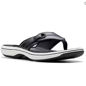 Clarks Women's Cloudsteppers Breeze Reyna Black Flip Flop Sandals Size 11M